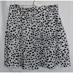 Alelly Skirt Size L Ruffle Trim White Black Spots Pull On ,Lined ,30” waist